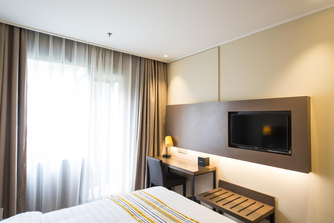 Home Inn Plus Shanghai Zhangjiang Park Eksteriør billede