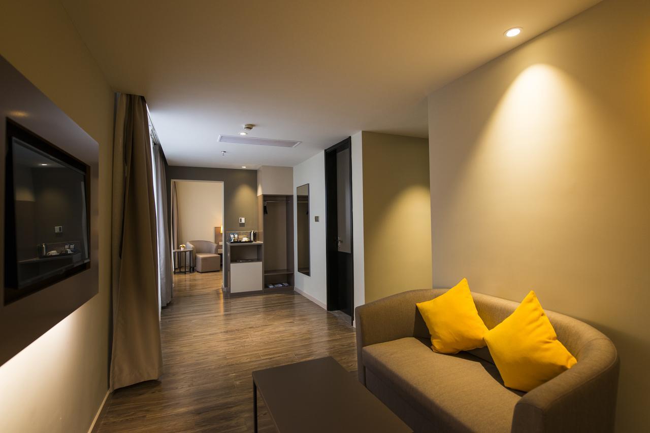 Home Inn Plus Shanghai Zhangjiang Park Eksteriør billede